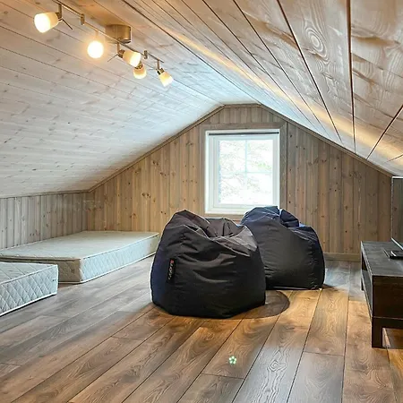 Gorgeous In With View * Evje