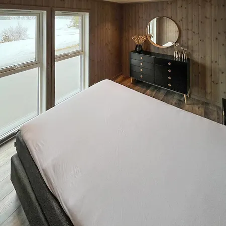 Gorgeous In With View * Evje